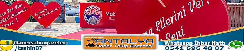 14 Şubat Sevgililer G&uuml;n&uuml; Kaş&rsquo;ta Renkli G&ouml;r&uuml;nt&uuml;lere Sahne Oldu