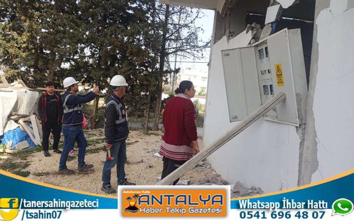 Akdeniz Üniversitesi Ekipleri Deprem Hasar Tespit Çalışmalarına Destek Verdi