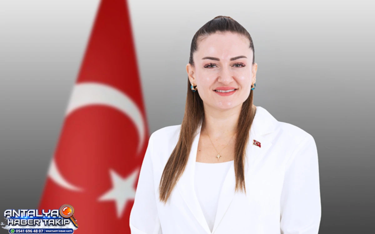 Antalya B&uuml;y&uuml;kşehir Belediyesi Başkan Vekili  B&uuml;şra &Ouml;zdemir&rsquo;in Cumhuriyet Bayramı Mesajı