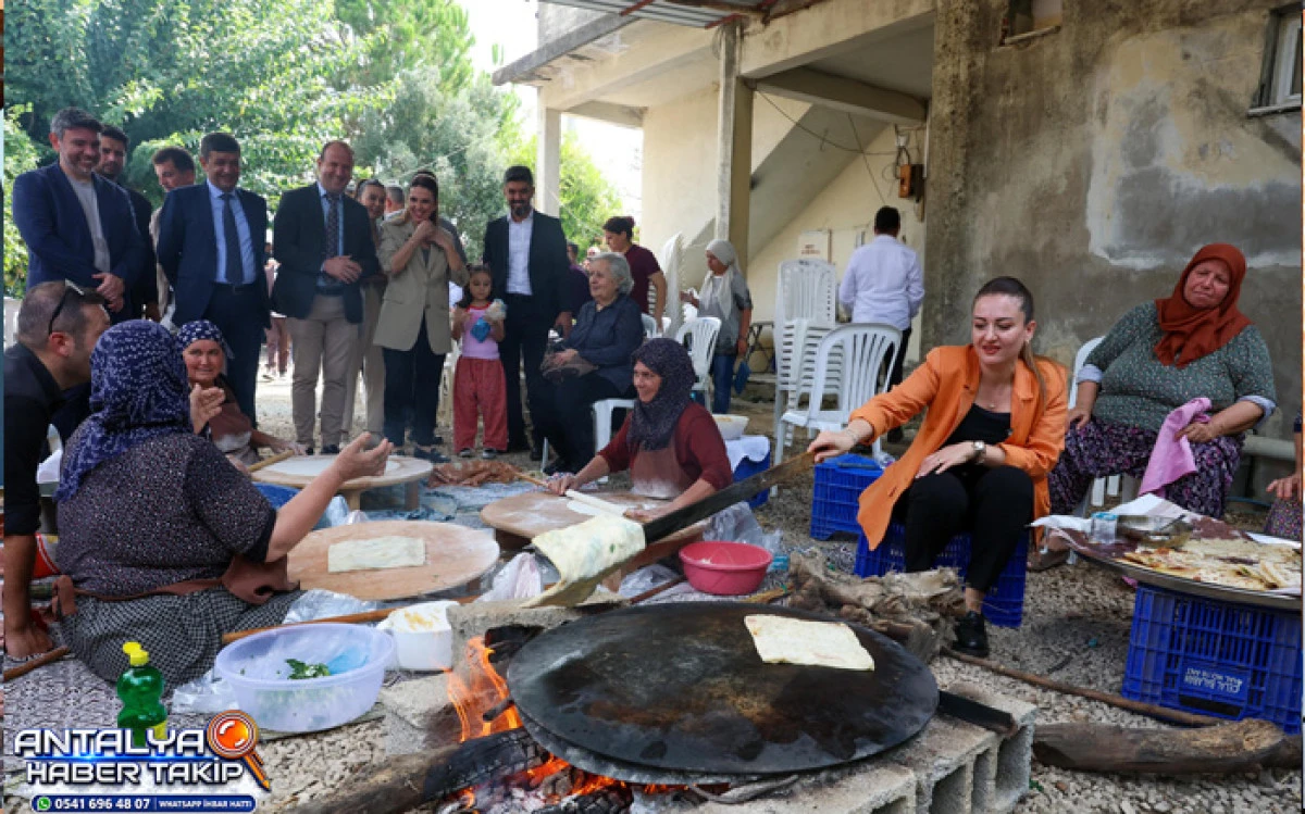 Antalya B&uuml;y&uuml;kşehir Belediyesi&rsquo;nden Serikli &Uuml;reticilere Dijital Sens&ouml;r Desteği 