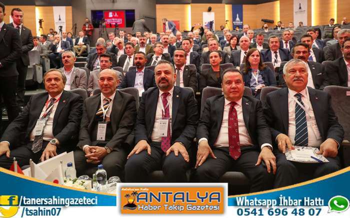 Başkan Böcek ‘İkinci Yüzyılın İktisat Kongresi’nde