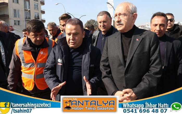 Başkan Böcek Üçüncü Kez Deprem Bölgesinde