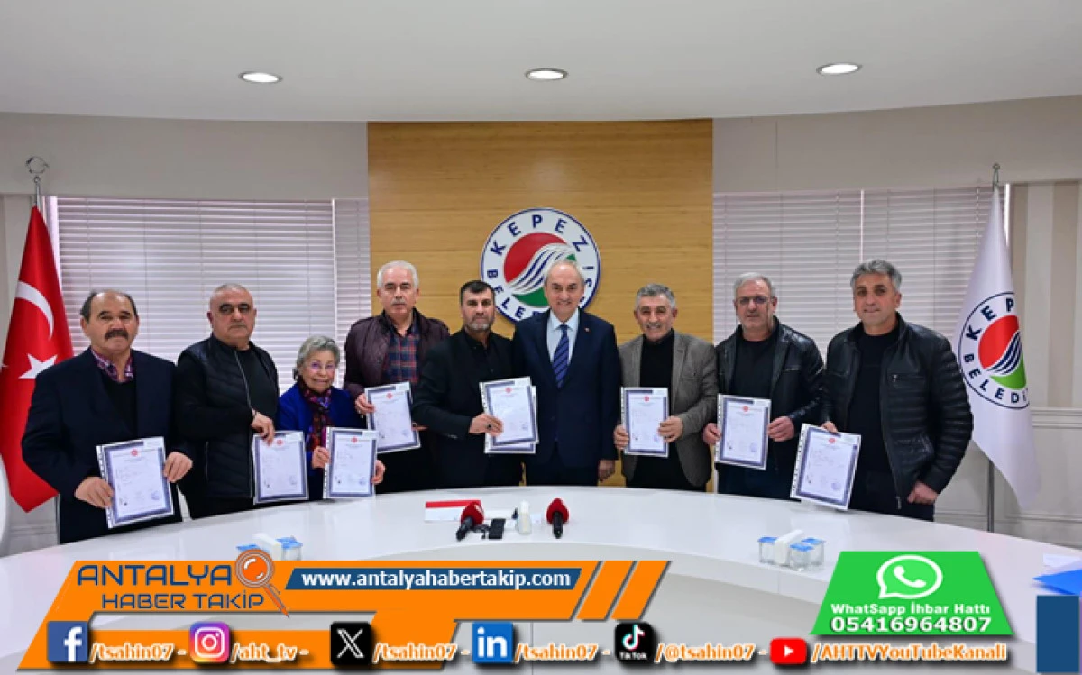 Başkan Kocag&ouml;z S&ouml;z&uuml;n&uuml; Tuttu; Kepez&rsquo;de 20 Yıllık İmar &Ccedil;ıkmazı Aşıldı