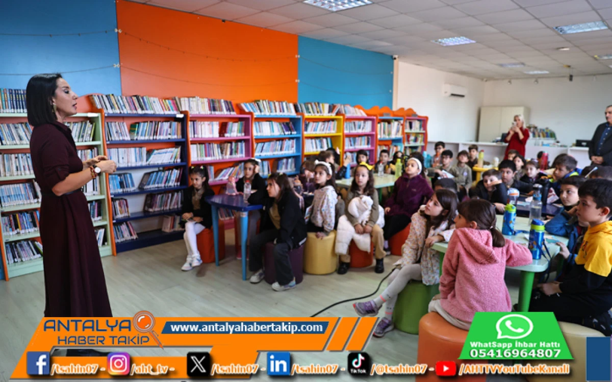 Doğan Hızlan K&uuml;t&uuml;phanesi&rsquo;nde İmza Etkinliği 