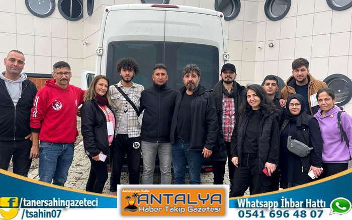 Gönüllü Kuaförler Deprem Bölgesinde