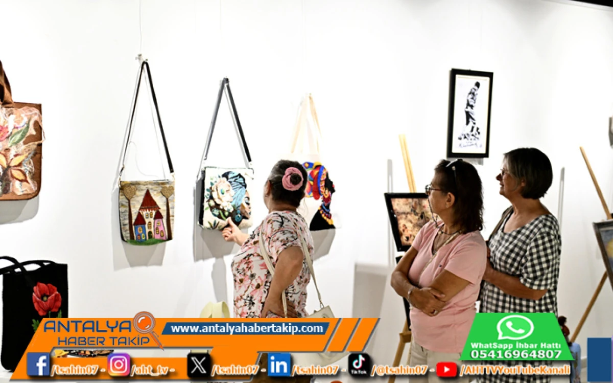 Gümüş Eller Sergisi Ziyaretçilerini Ağırlıyor