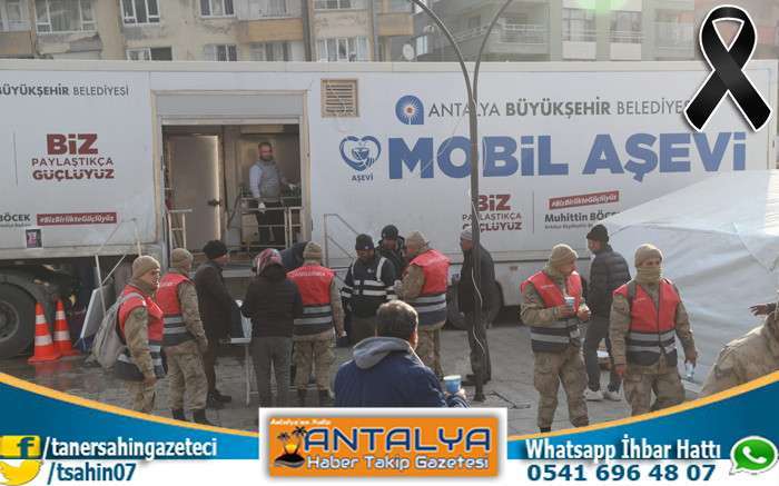 Hatay’da Depremzede Ve Görevli Personele Sıcak Yemek