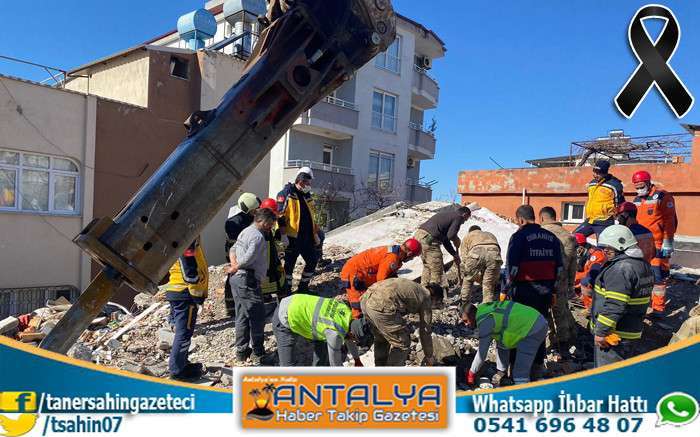 Kepez’in Ekipleri Deprem Bölgesinde Canla Başla Çalışıyor